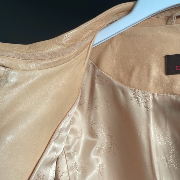 Danier Leather Jacket - Picture 7 of 10